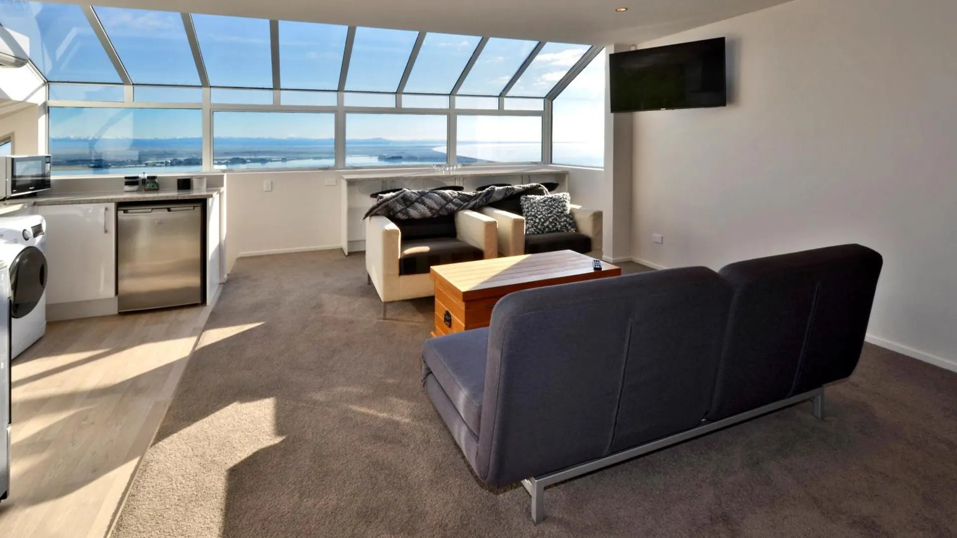 Апартаменты Winter Escape With Panoramic Views And Total Privacy Крайстчёрч 0*,
